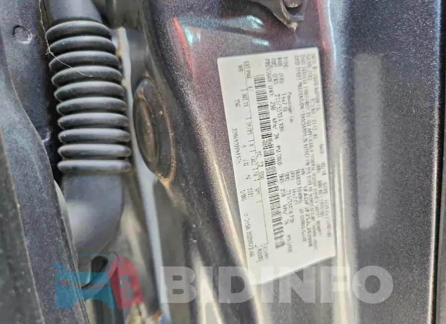 1FADP3F23JL262088 Photo# 13