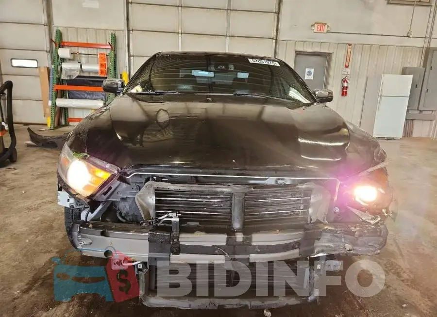 1FAHP2F84HG113207 Photo# 5