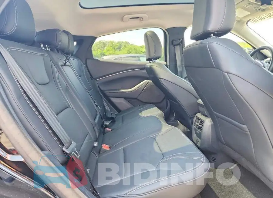 3FMTK3SU0SMA08085 Photo# 11