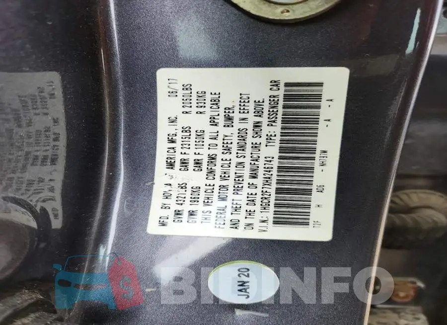1HGCR2F7XHA246743 Photo# 13