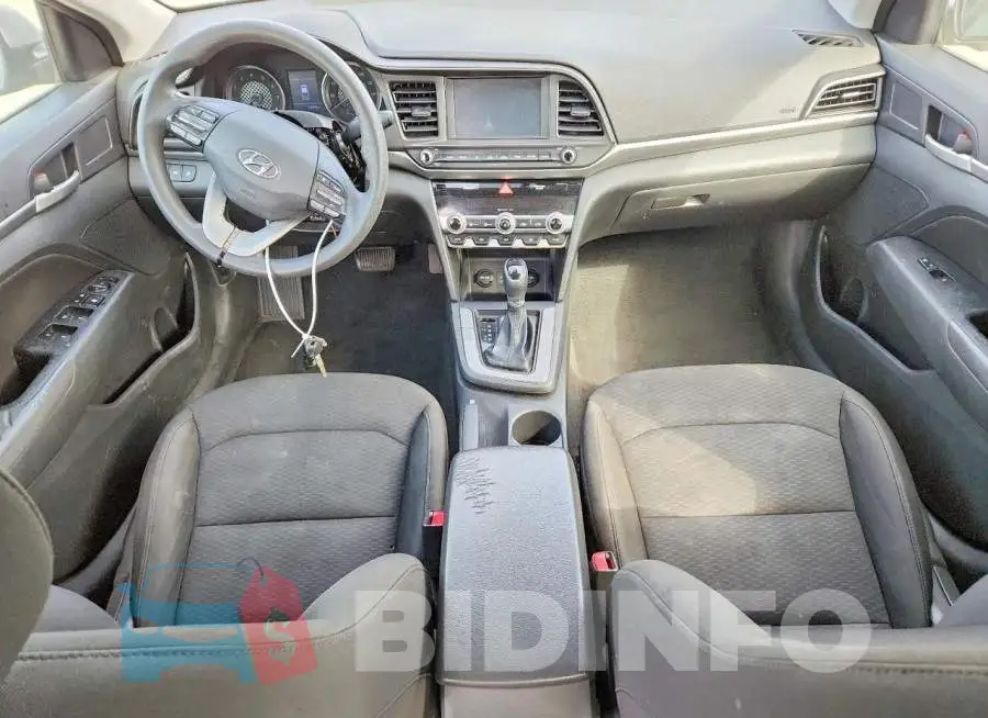 5NPD84LF2LH572048 Photo# 8