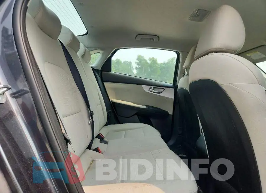 3KPF24AD4PE591349 Photo# 10