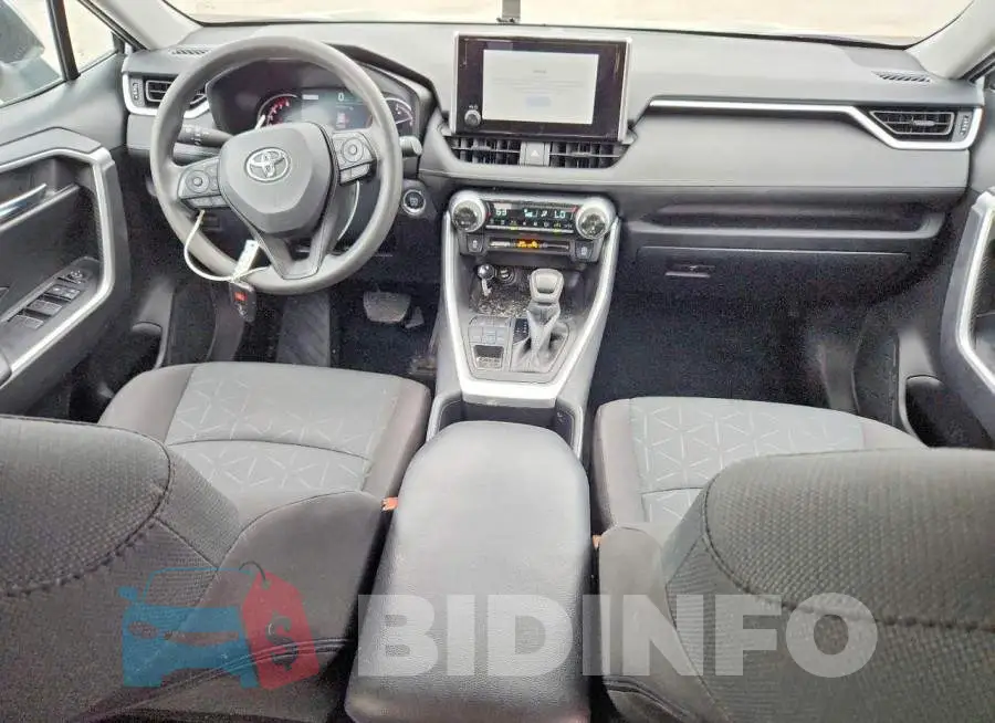 2T3P1RFV9RW461774 Photo# 8