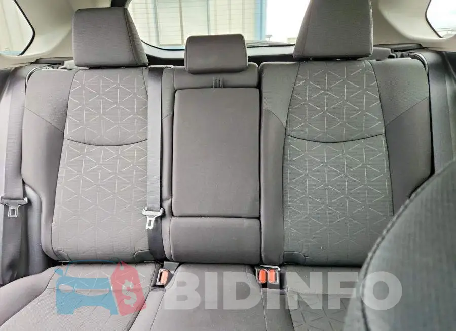2T3P1RFV9RW461774 Photo# 10