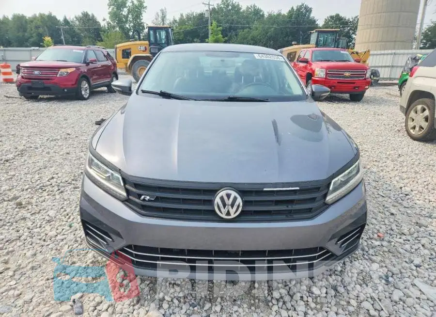 1VWDT7A3XHC076083 Photo# 5