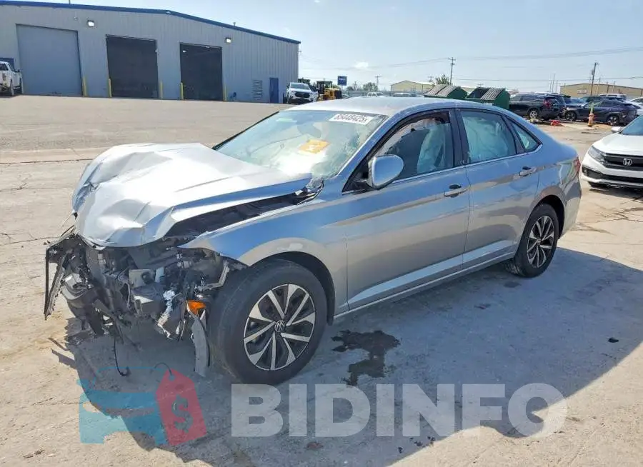 3VW5M7BU0RM002700 Photo# 1
