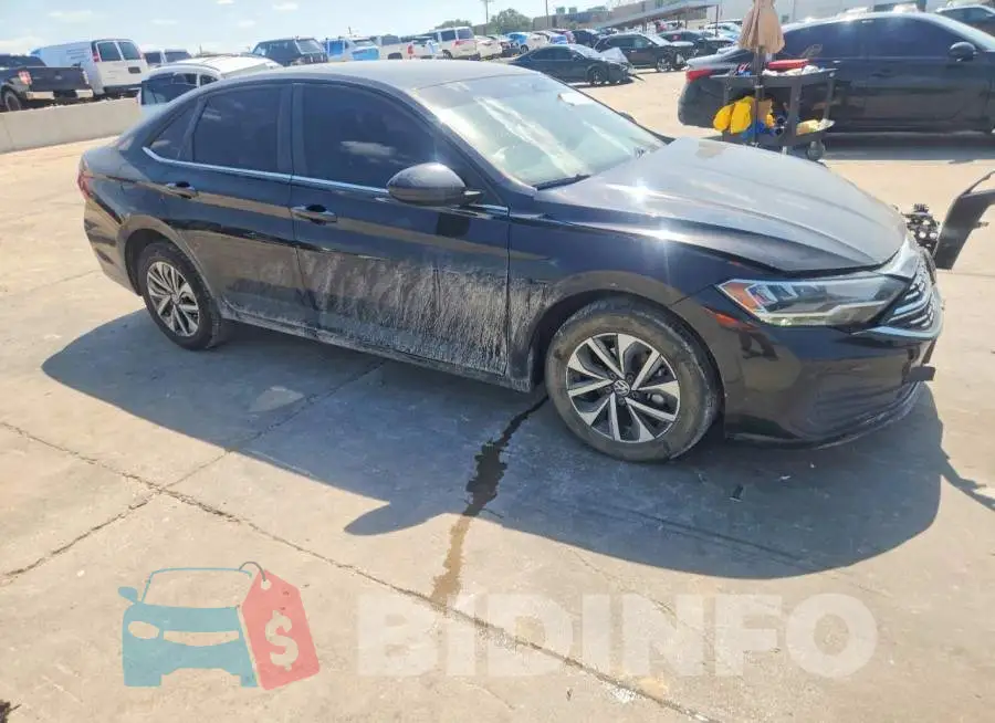 3VW5M7BU3RM028840 Photo# 4