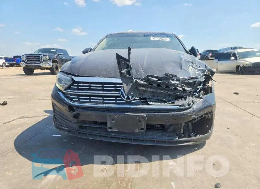 3VW5M7BU3RM028840 Photo# 5