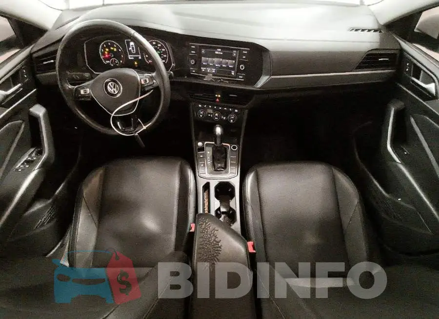 3VWC57BU9KM155814 Photo# 8