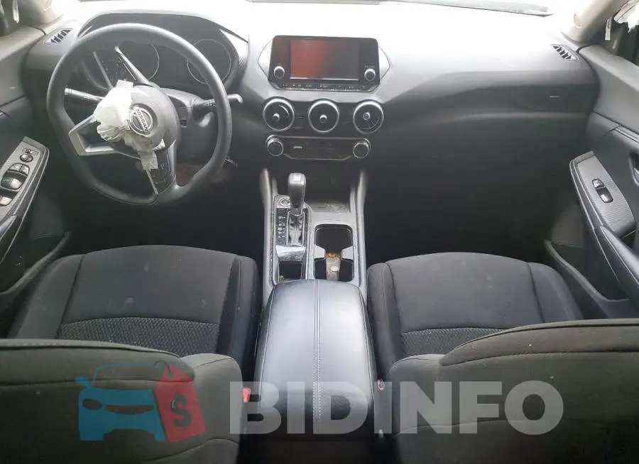 3N1AB8BV7NY280182 Photo# 8