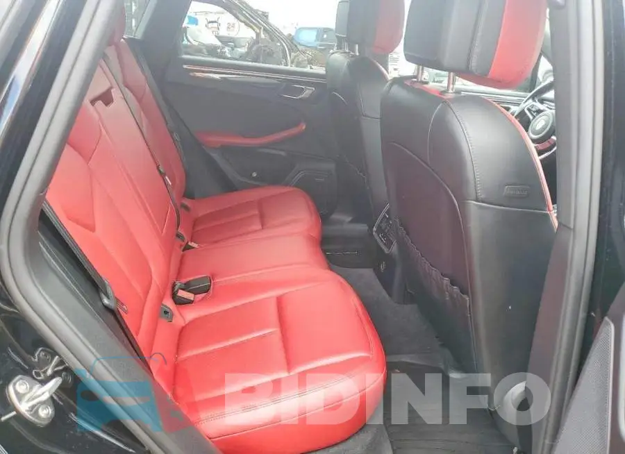 WP1AB2A5XHLB21096 Photo# 10