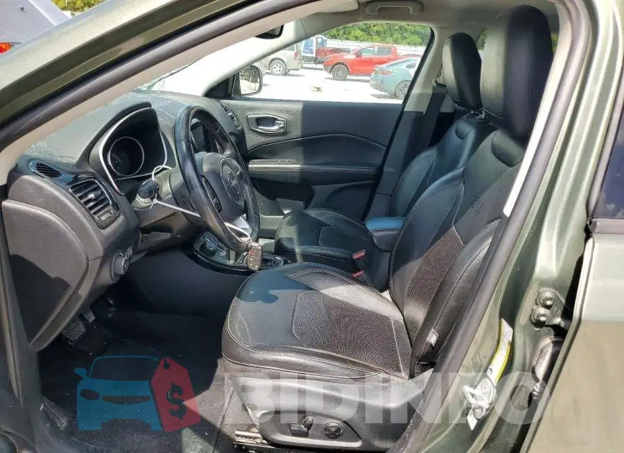 3C4NJDCB9LT127103 Photo# 7