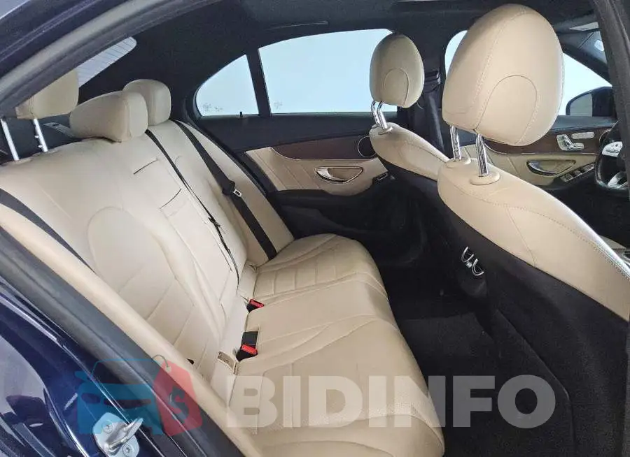 55SWF8DB1LU328017 Photo# 10