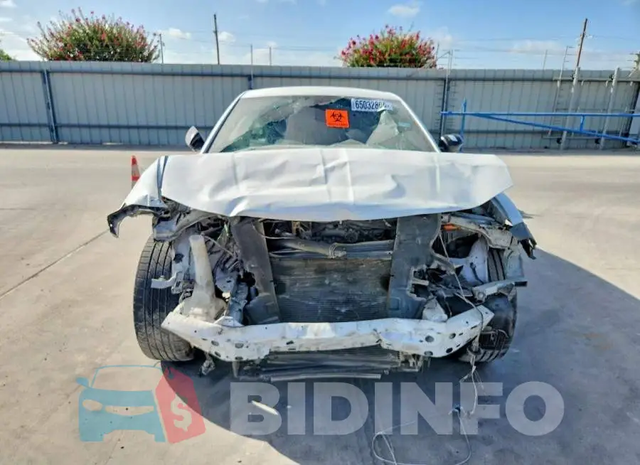 2C3CDXBGXKH552905 Photo# 5