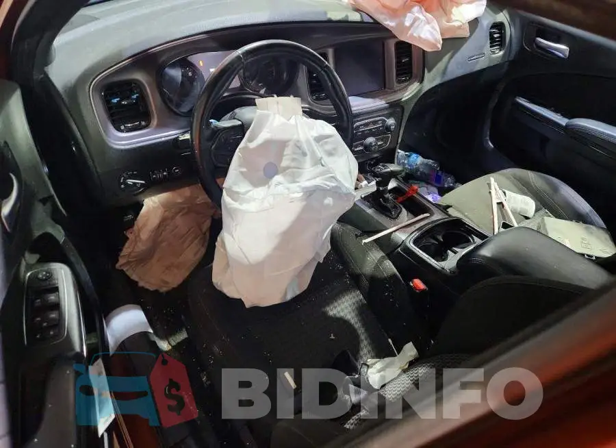 2C3CDXJG2PH556021 Photo# 8