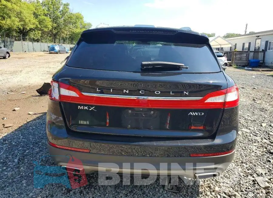 2LMPJ8LR6JBL39527 Photo# 6