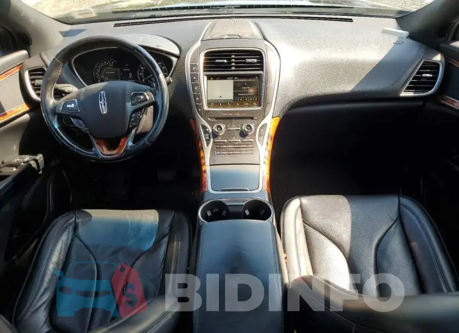 2LMPJ8LR6JBL39527 Photo# 8