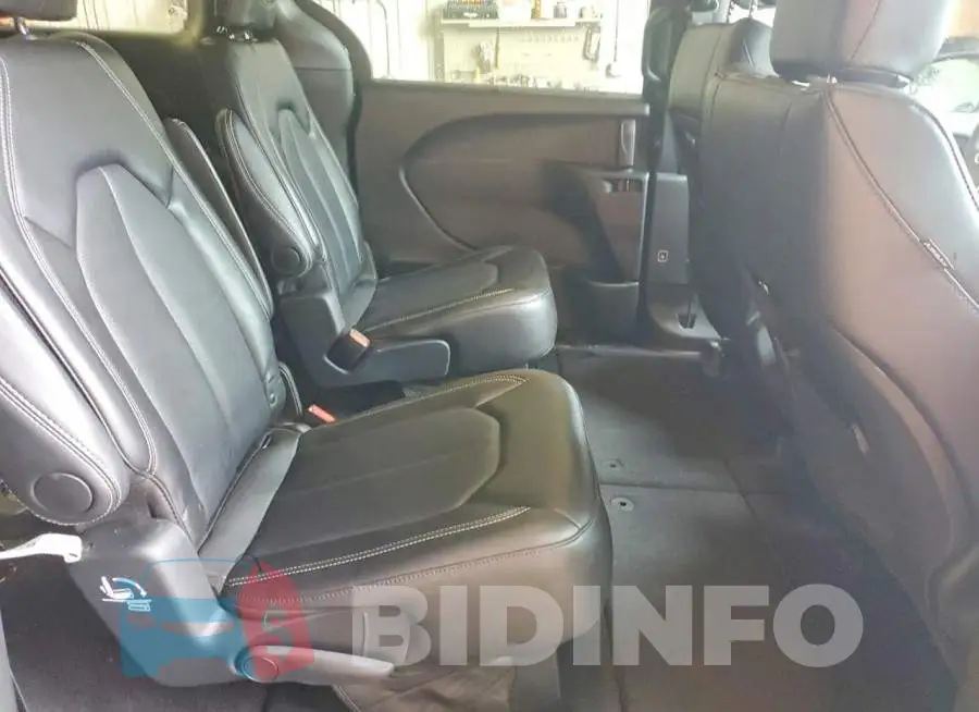 2C4RC1BG4TR278473 Photo# 11