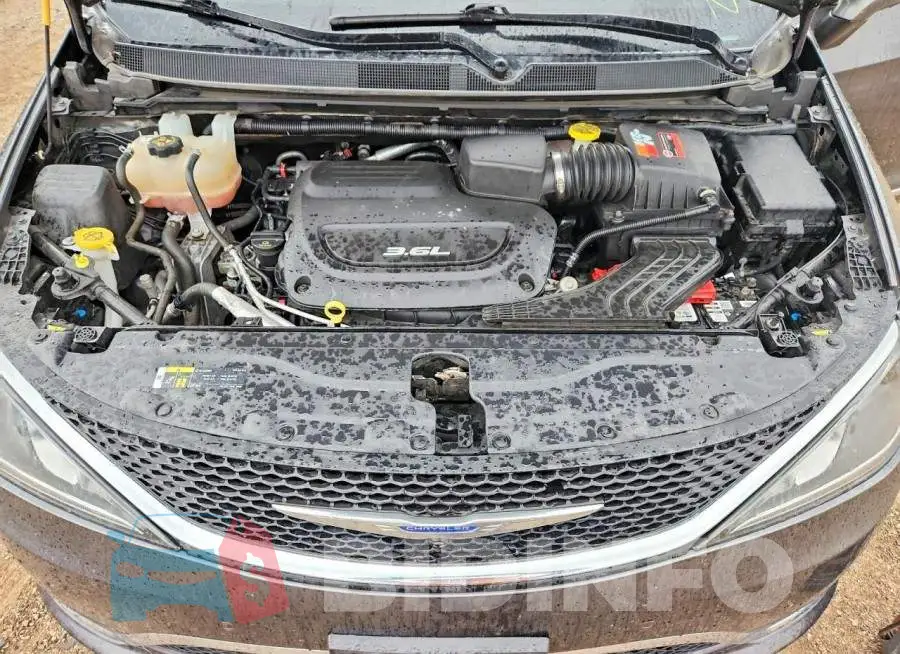 2C4RC1GG4JR334014 Photo# 11