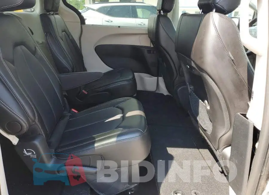 2C4RC3BG8RR175027 Photo# 11