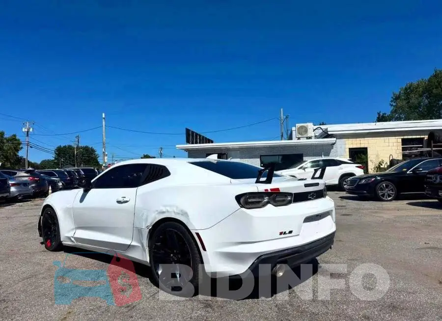 1G1FB1RS8L0147369 Photo# 3