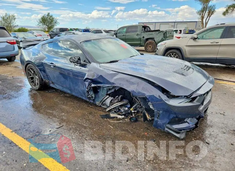 1FA6P8R04S5504294 Photo# 4