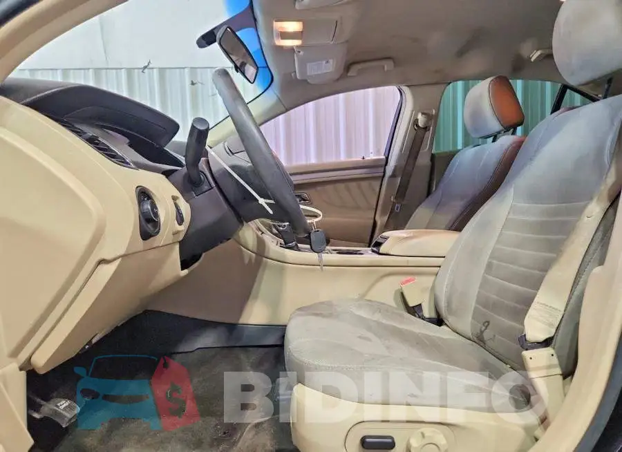 1FAHP2D80JG132667 Photo# 7