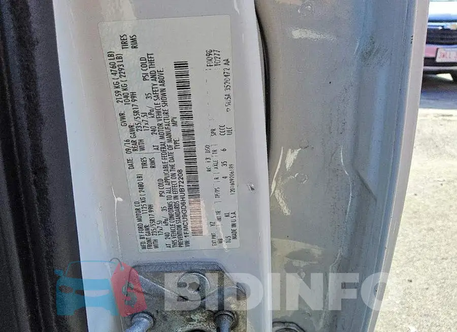 1FMCU9GD6HUB72208 Photo# 13