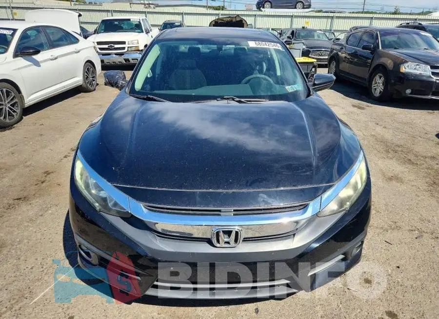19XFC1F31HE205595 Photo# 5