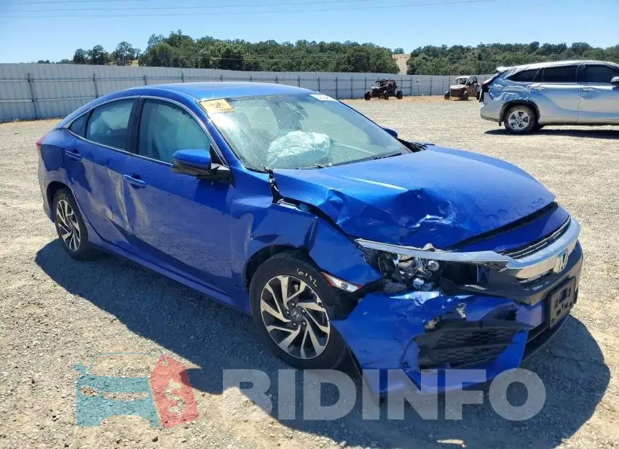 19XFC2F74HE228748 Photo# 4