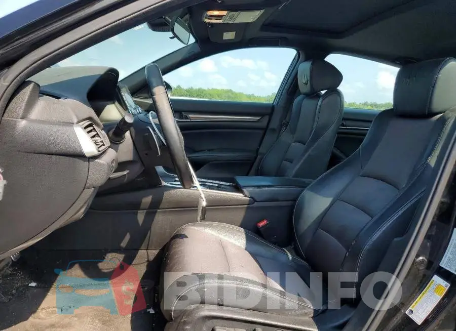 1HGCV2F32JA010747 Photo# 7