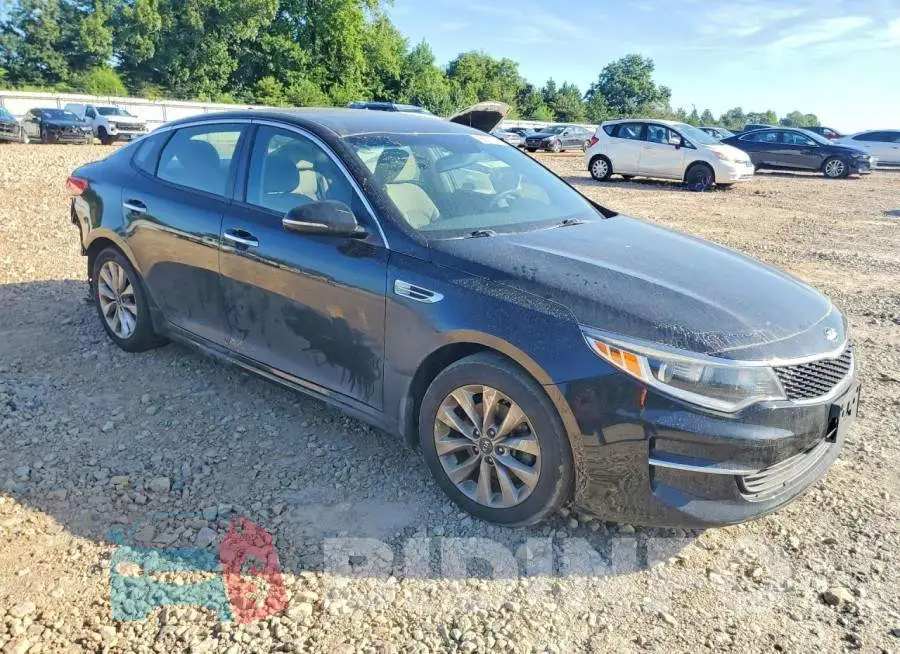 5XXGT4L32JG272200 Photo# 4