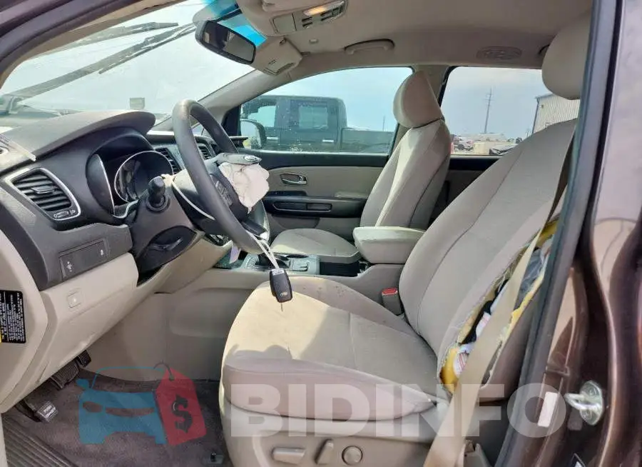 KNDMB5C1XJ6379617 Photo# 7
