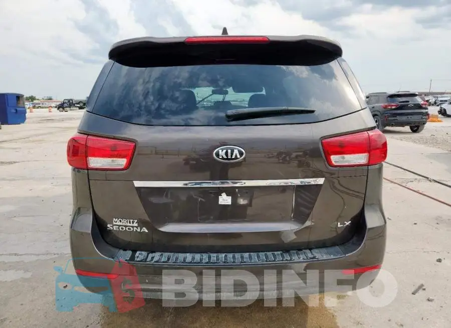KNDMB5C1XJ6379617 Photo# 6