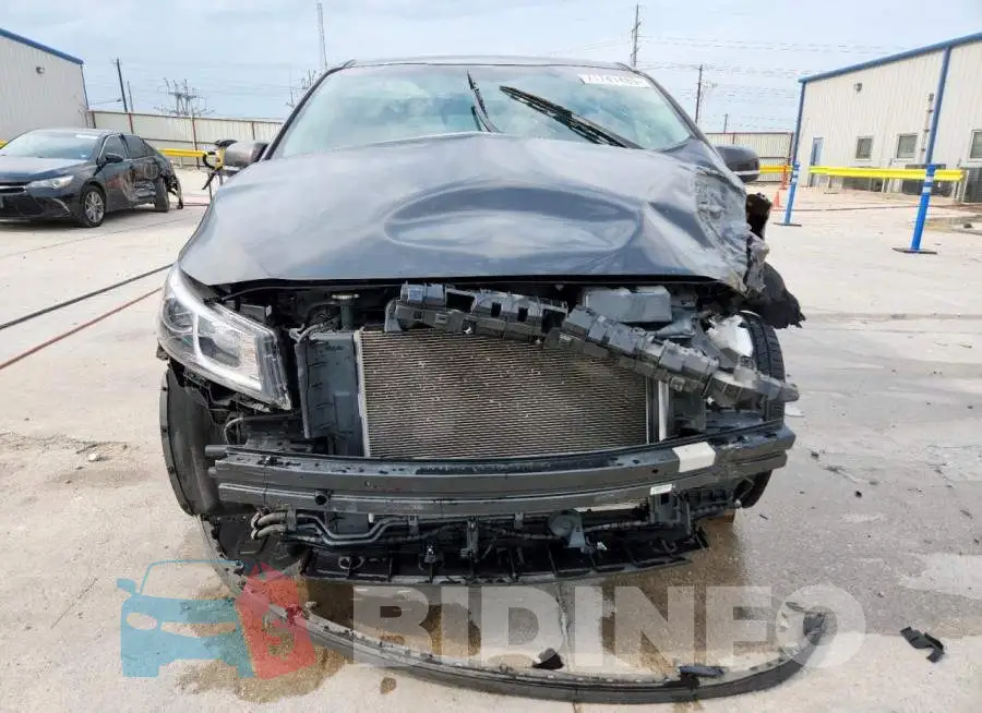 KNDMB5C1XJ6379617 Photo# 5