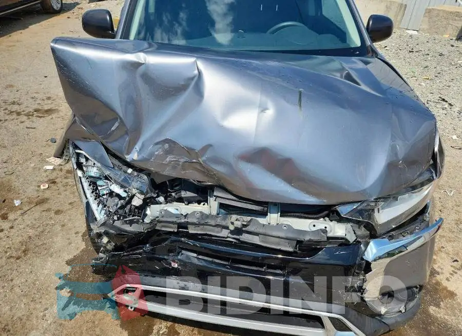 JA4AD2A30LZ017646 Photo# 12