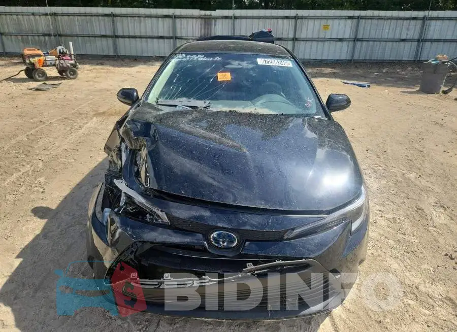 JTDBCMFE8S3110015 Photo# 5