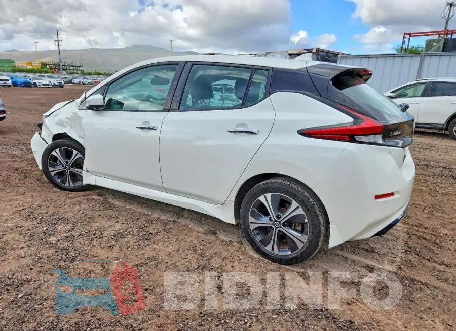 1N4AZ1CV9MC550668 Photo# 2