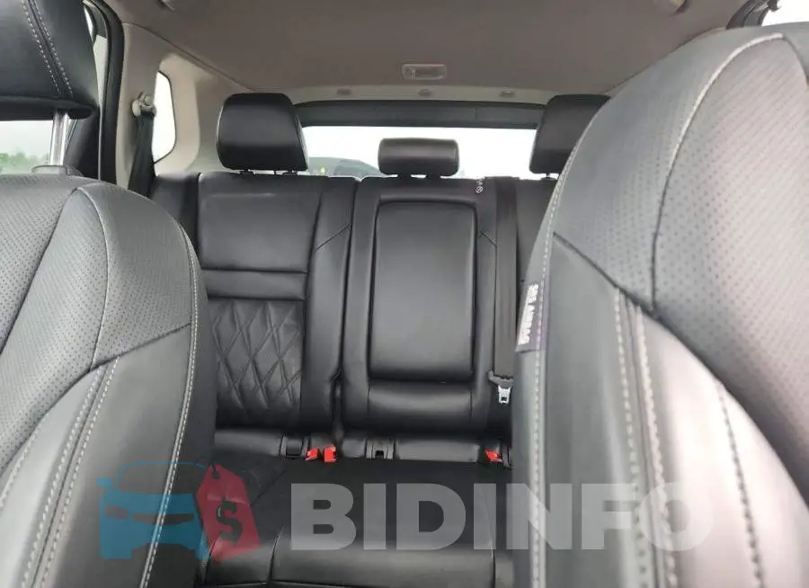 JN8BT3DD0PW306884 Photo# 10