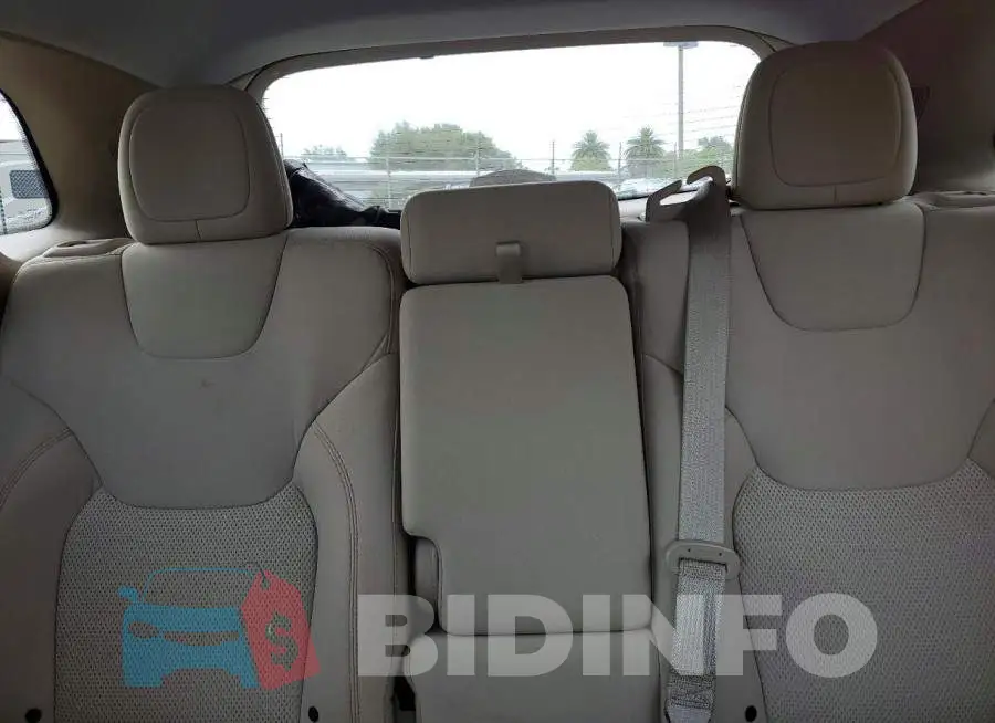 1C4PJLCB4KD474250 Photo# 10