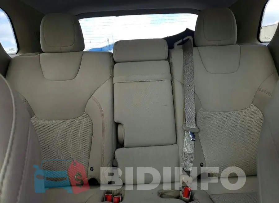 1C4PJLCB5KD160106 Photo# 10