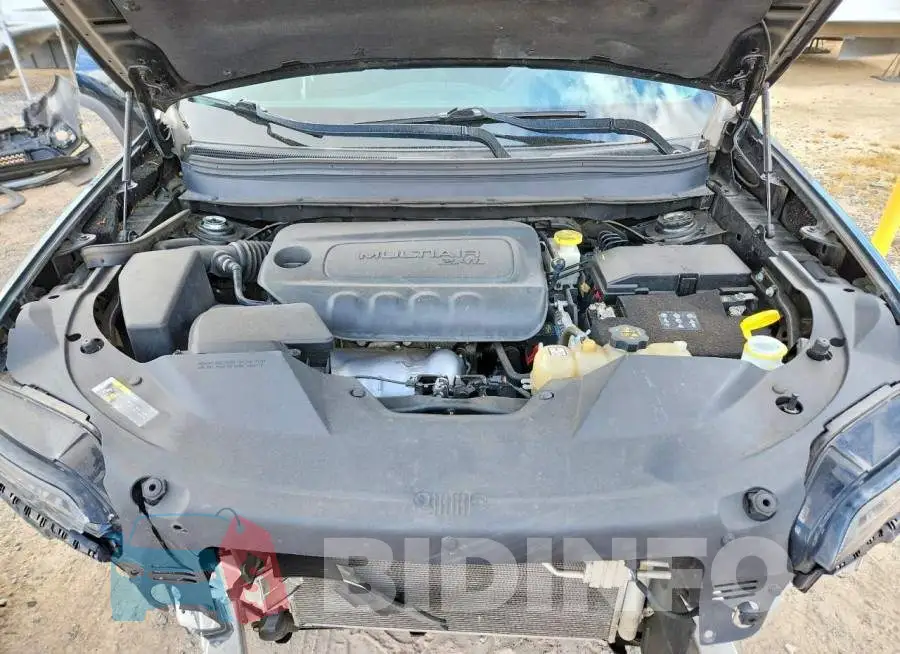 1C4PJLCBXLD632057 Photo# 12