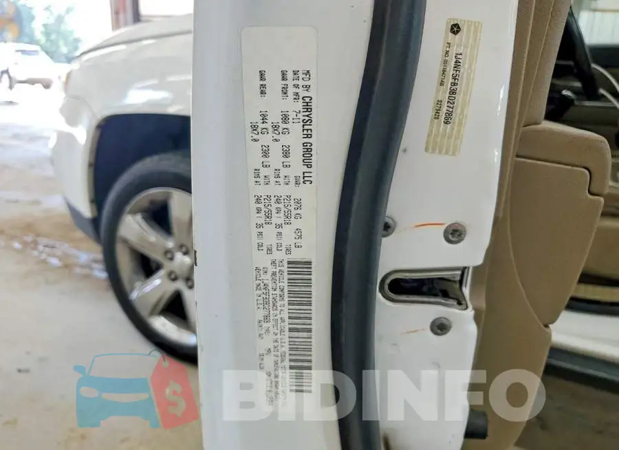 1J4NF5FB3BD277869 Photo# 13