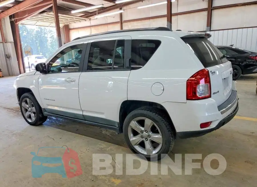 1J4NF5FB3BD277869 Photo# 2