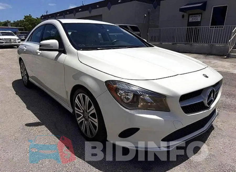 WDDSJ4EB0JN570193 Photo# 4