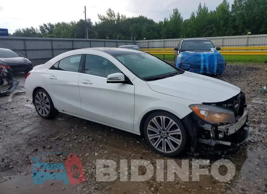 WDDSJ4EB3JN688397 Photo# 4