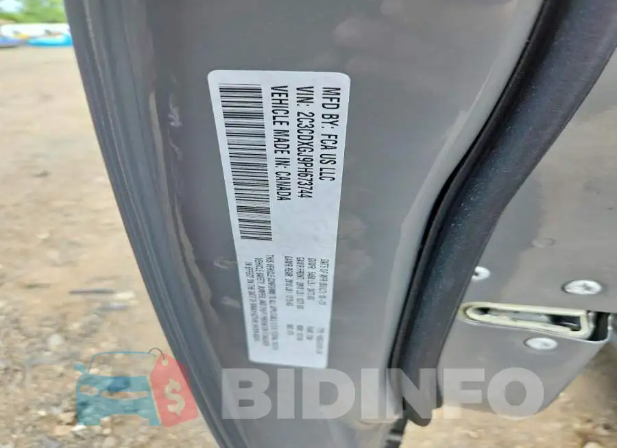 2C3CDXGJ9PH673744 Photo# 13
