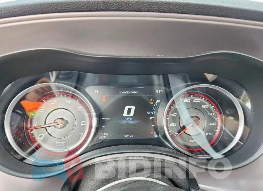 2C3CDXGJ9PH673744 Photo# 9