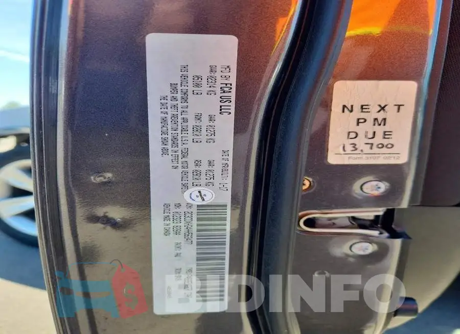 2C3CDXHG4HH563477 Photo# 12