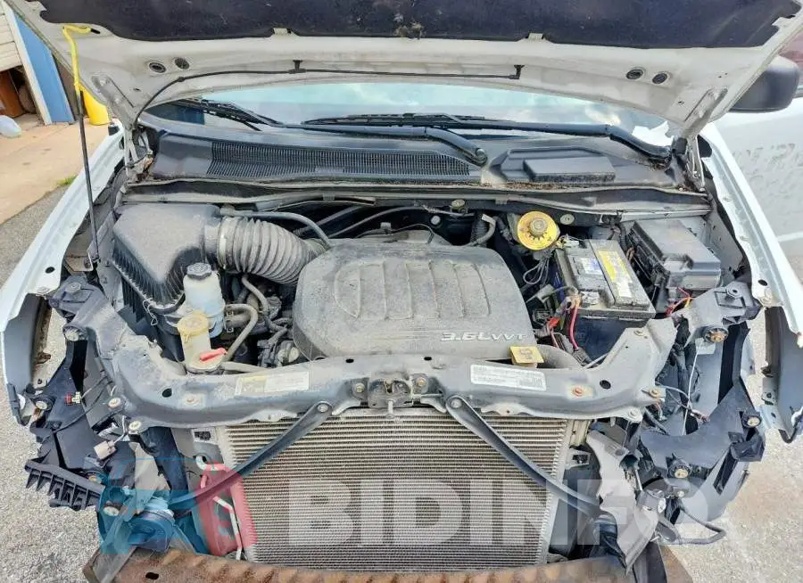 2C7WDGBG3JR141012 Photo# 12